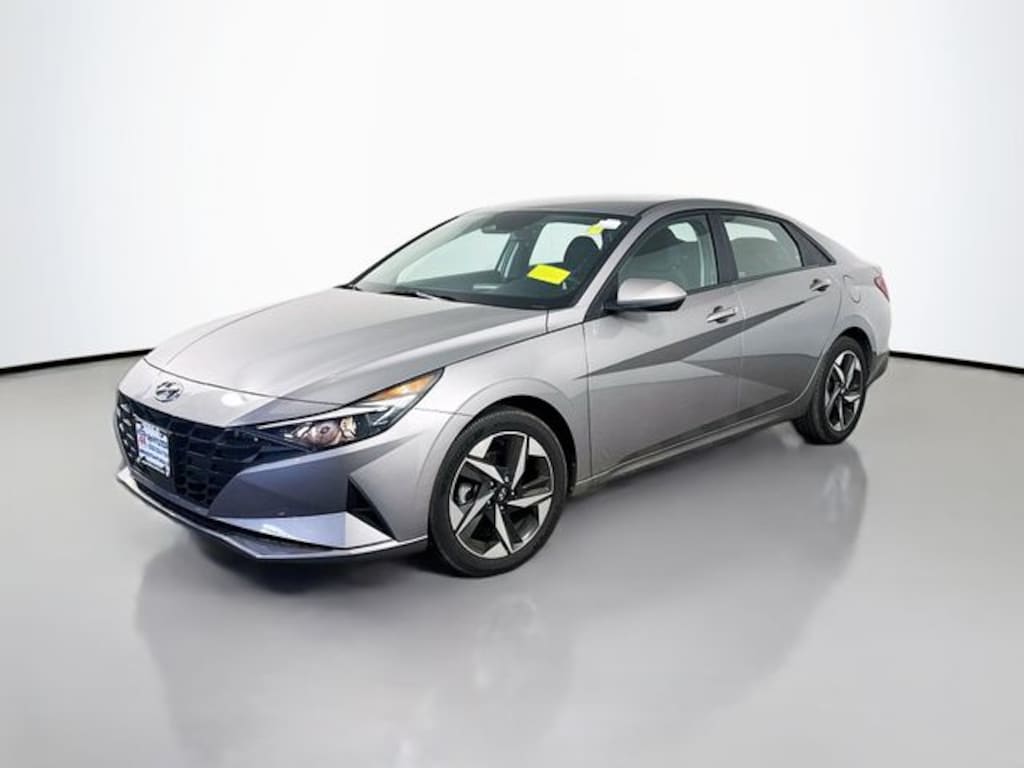 Used 2023 Hyundai Elantra SEL Sedan