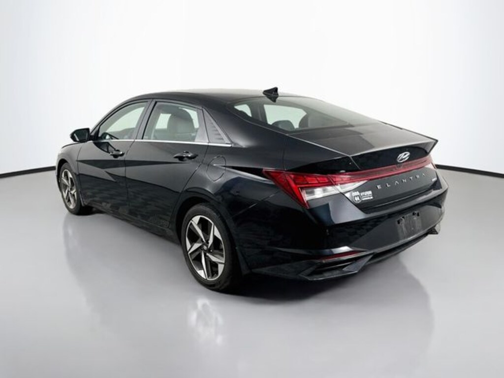 Used 2023 Hyundai Elantra Limited Sedan