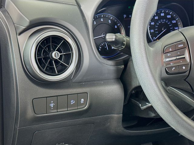 2023 Hyundai Kona SEL - Photo 19