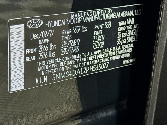 2023 Hyundai Santa Fe Limited - Photo 17