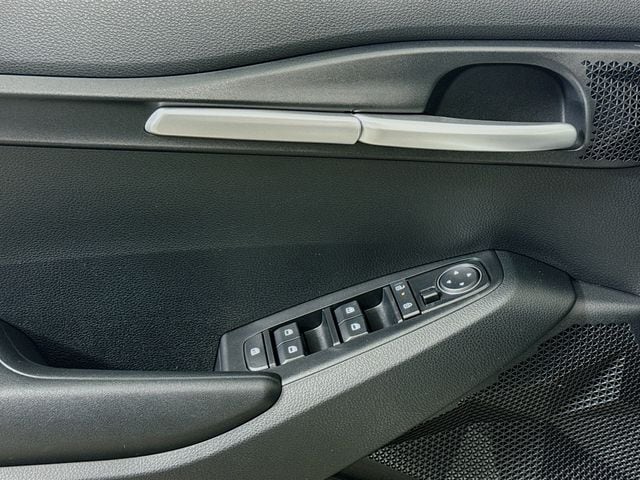 2026 Kia Seltos LX - Photo 13