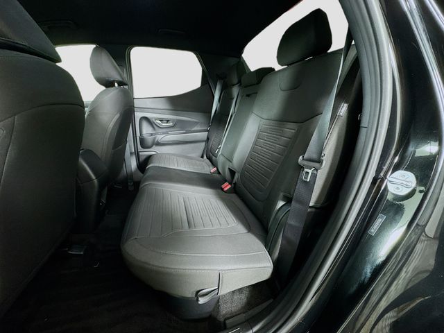 2025 Hyundai Santa Cruz SE - Photo 26