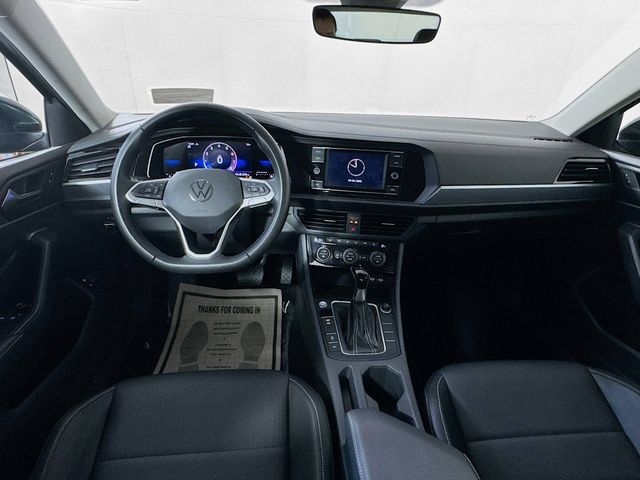 2024 Volkswagen Jetta SE - Photo 17