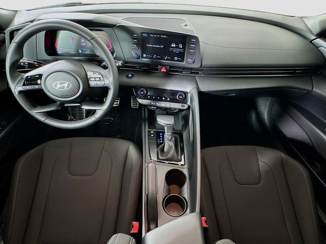 2025 Hyundai Elantra SEL - Photo 23