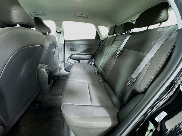 2024 Hyundai Kona SE - Photo 26