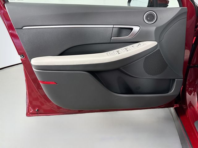 2026 Hyundai Sonata SE - Photo 12