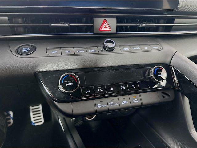 2025 Hyundai Elantra Blue - Photo 19
