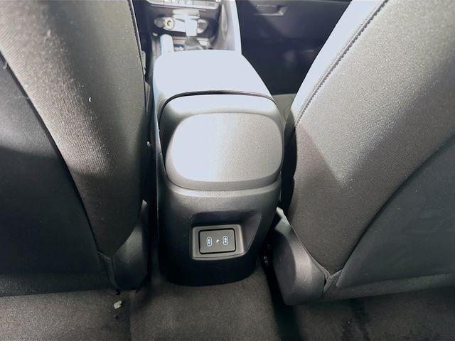 2025 Hyundai Elantra SEL - Photo 20