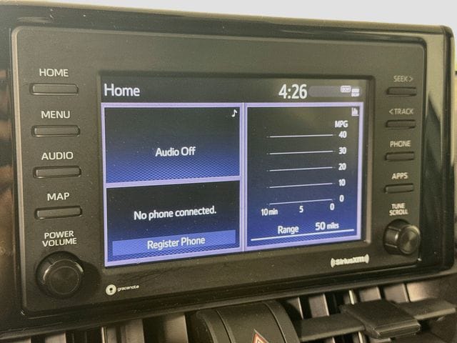 2021 Toyota RAV4 LE - Photo 21