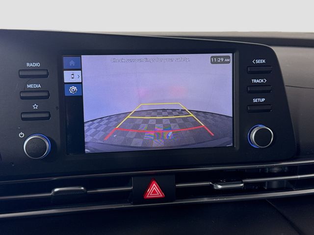 2024 Hyundai Elantra SE - Photo 22
