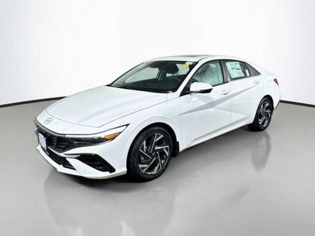 New 2026 Hyundai Elantra Limited Sedan