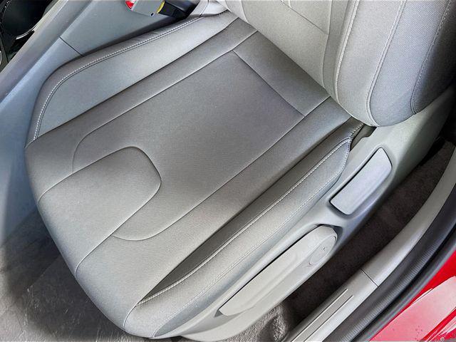 2025 Hyundai Elantra Blue - Photo 24