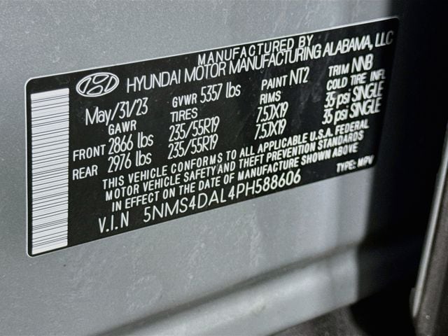 2023 Hyundai Santa Fe Limited - Photo 17