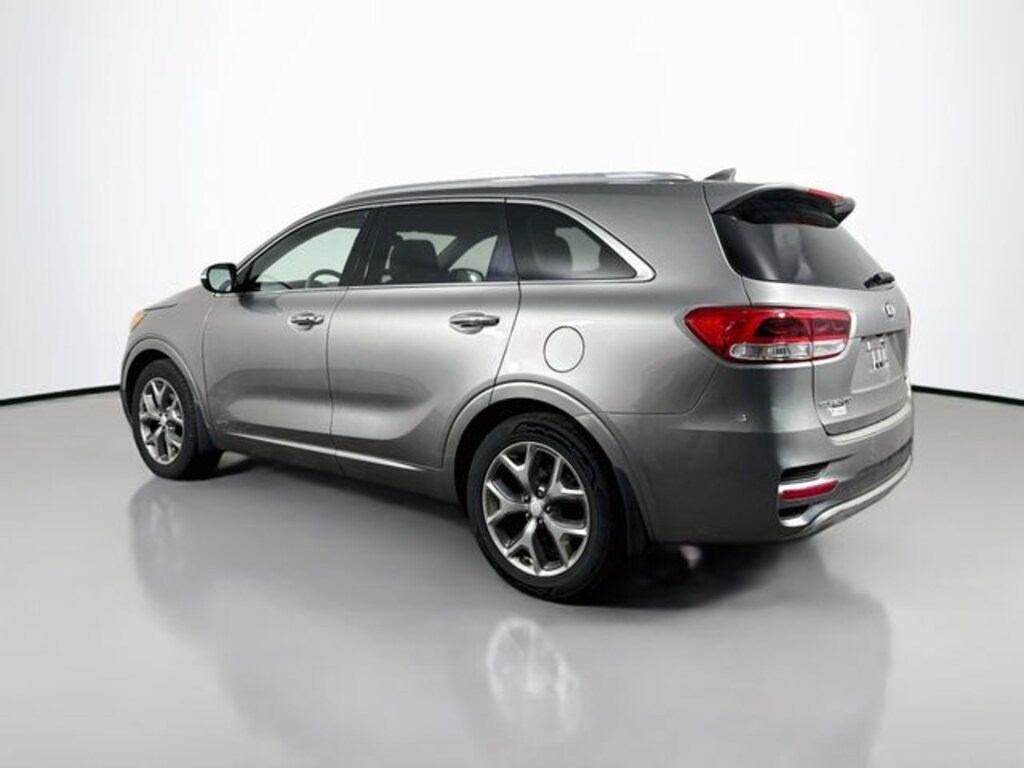 Used 2017 Kia Sorento 3.3L SX SUV