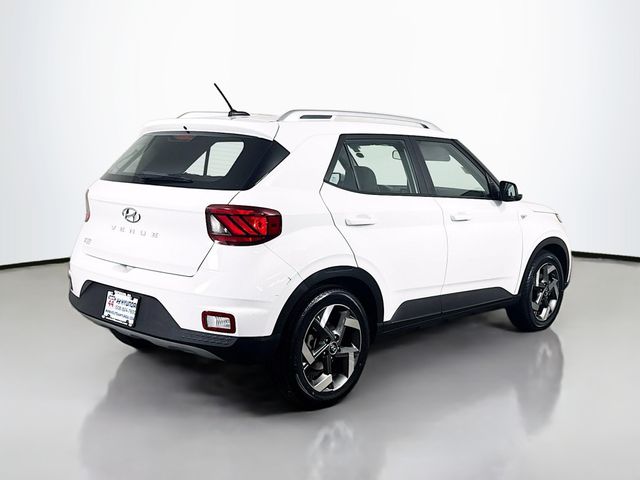2023 Hyundai Venue SEL - Photo 8