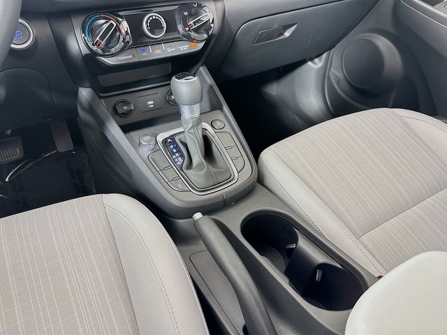 2023 Hyundai Kona SEL - Photo 24