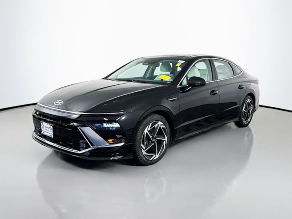 Used 2024 Hyundai Sonata SEL Sedan