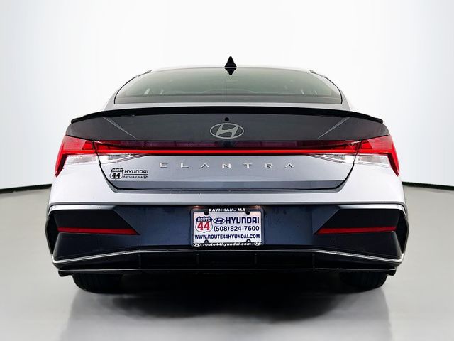 2026 Hyundai Elantra SEL - Photo 7