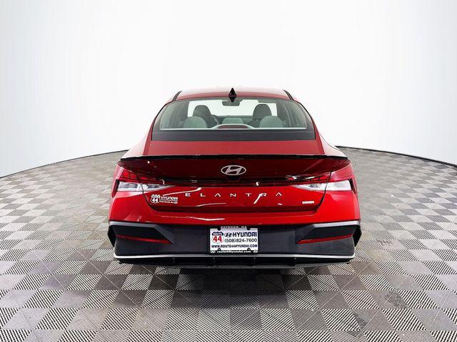 2025 Hyundai Elantra Blue - Photo 7