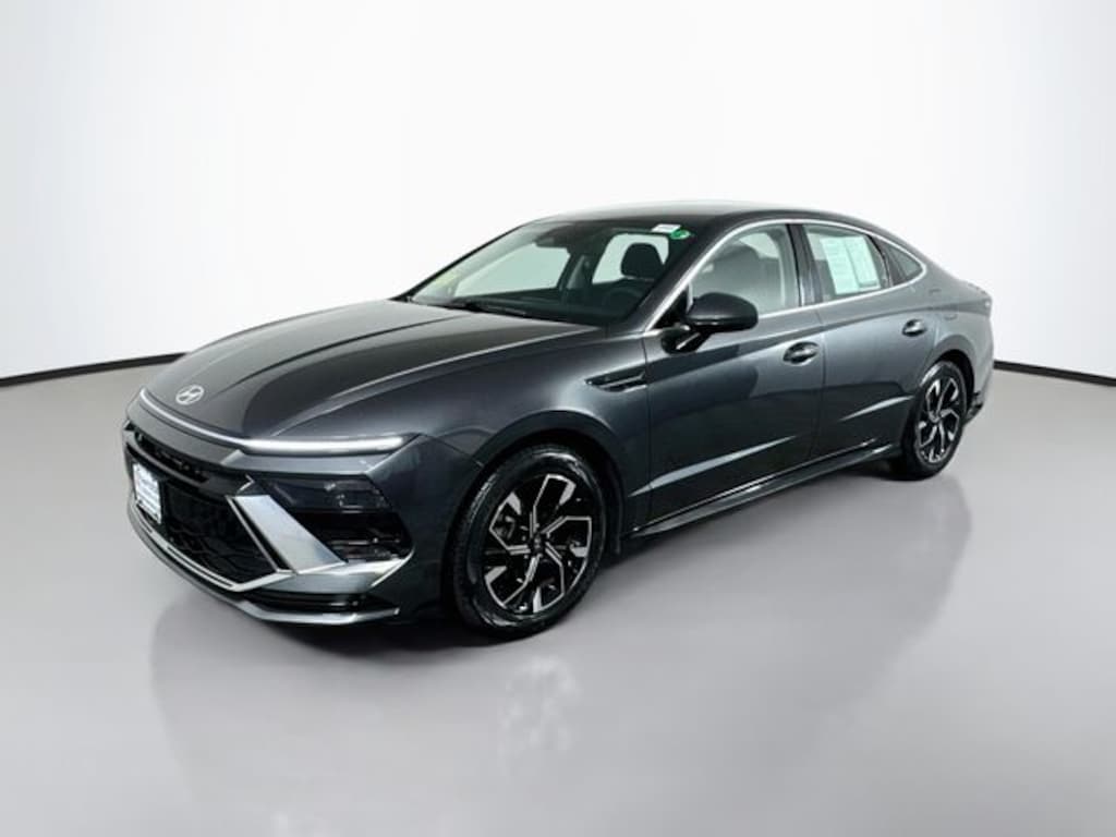 Used 2024 Hyundai Sonata SEL Sedan