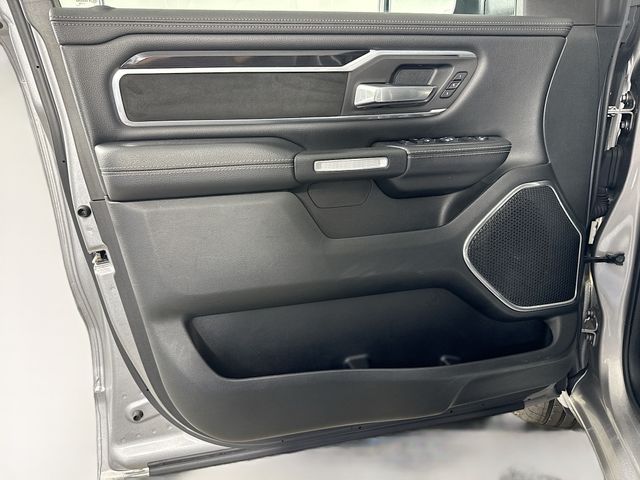 2019 RAM Ram 1500 Pickup Laramie - Photo 13