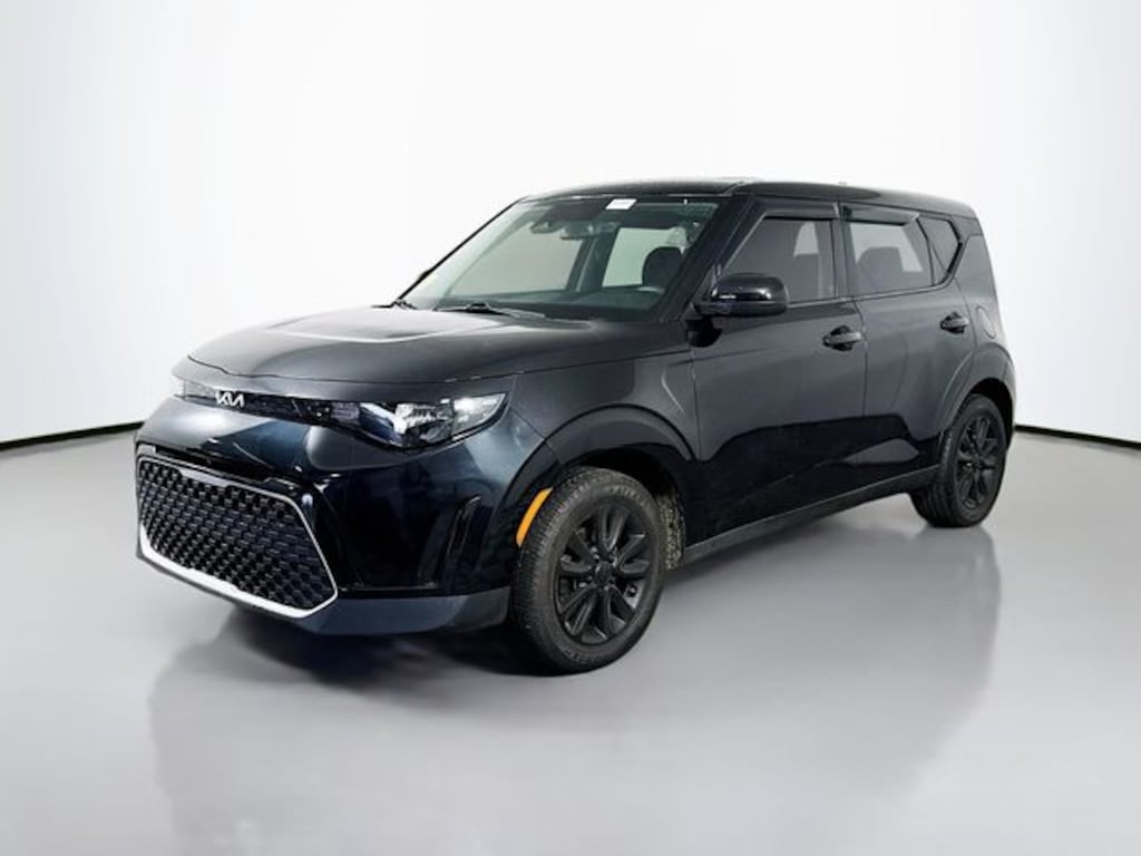 Used 2023 Kia Soul LX Hatchback