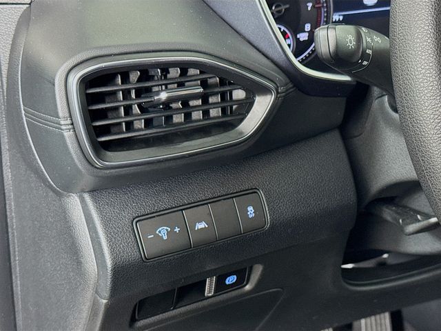 2023 Hyundai Santa Fe SE - Photo 19