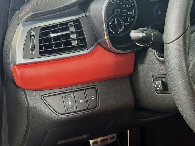 2023 GENESIS G70 Standard - Photo 20