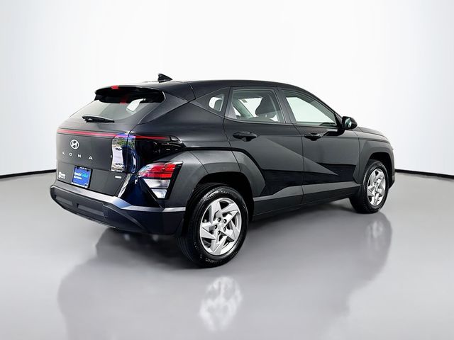 2024 Hyundai Kona SE - Photo 8