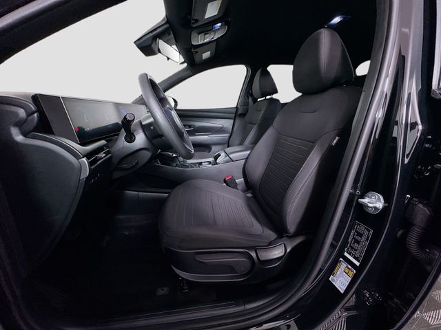 2025 Hyundai Santa Cruz SE - Photo 17