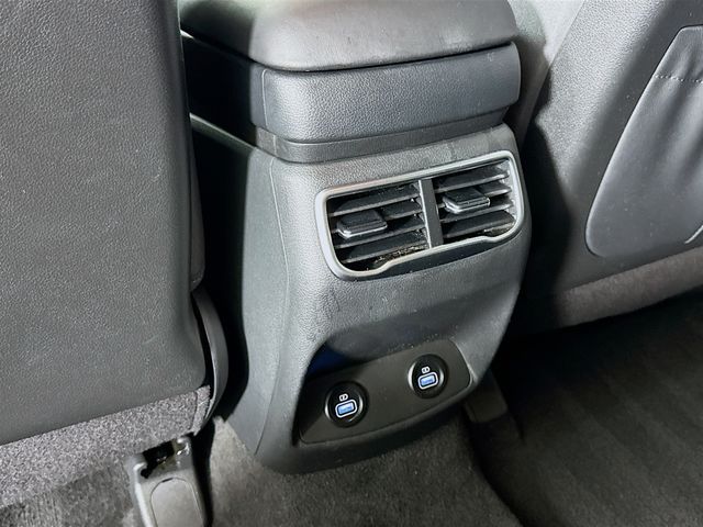 2023 Hyundai Santa Fe SE - Photo 25