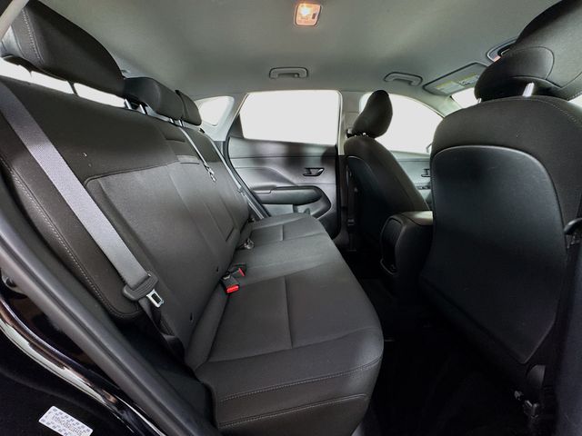 2024 Hyundai Kona SE - Photo 28