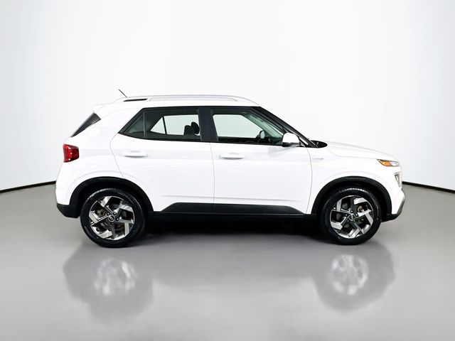 2023 Hyundai Venue SEL - Photo 9