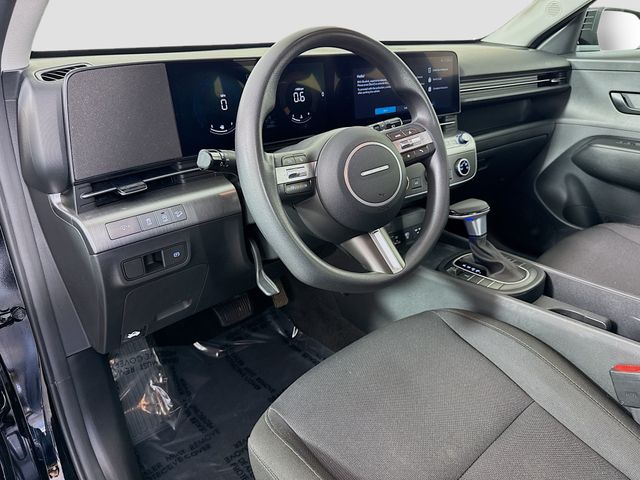 2024 Hyundai Kona SE - Photo 18