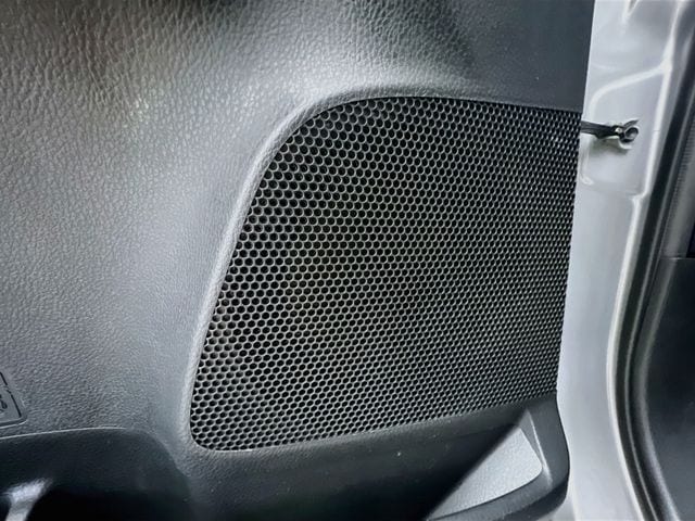 2017 Toyota RAV4 LE - Photo 14