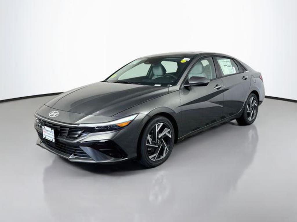 New 2026 Hyundai Elantra Limited Sedan