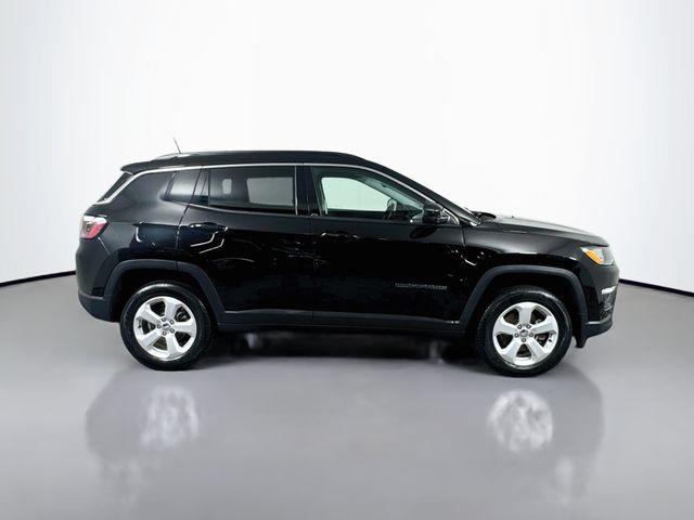 2020 Jeep Compass Latitude - Photo 9