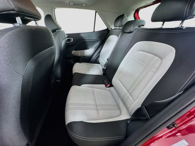 2023 Hyundai Venue SEL - Photo 27