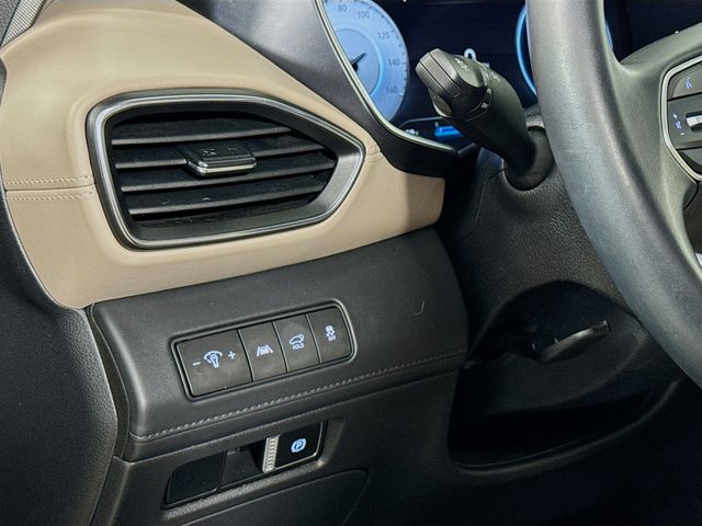 2023 Hyundai Santa Fe SEL - Photo 20