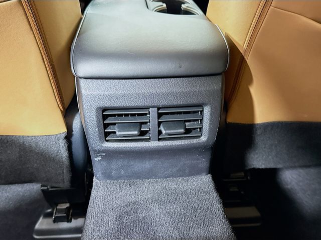 2018 Lexus IS 300 - Photo 26