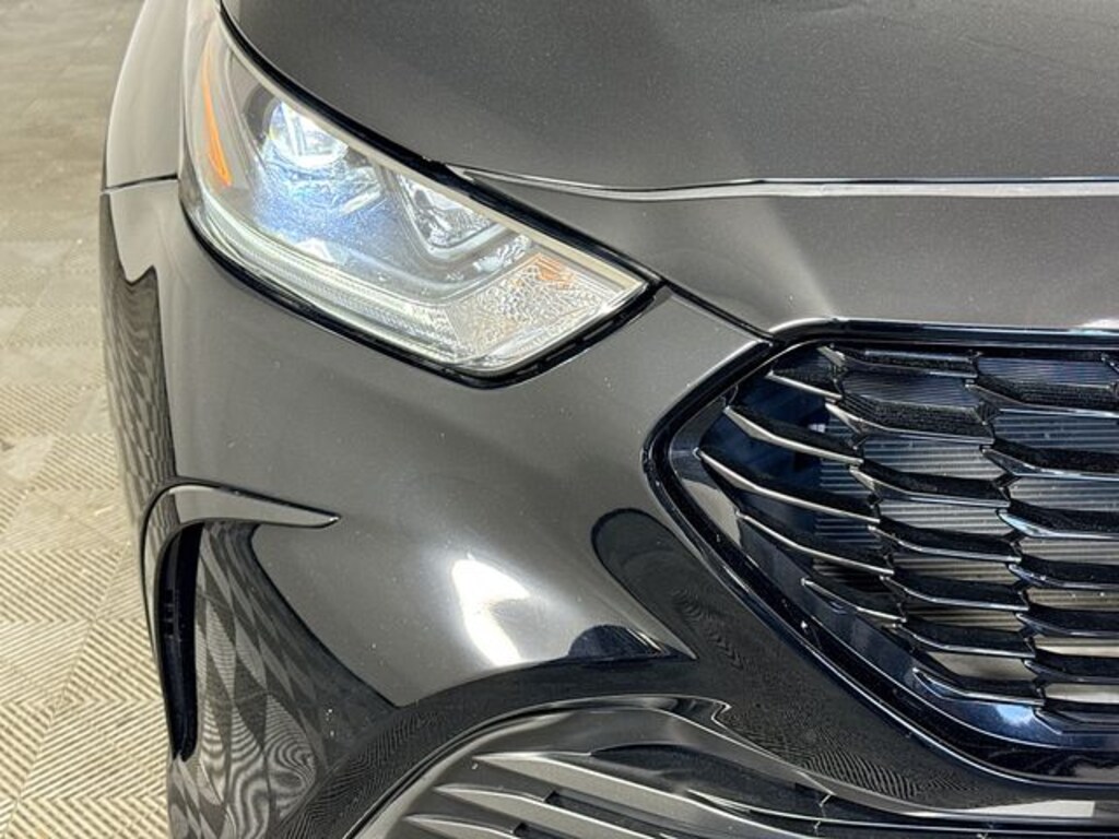 Used 2022 Toyota Highlander XSE SUV