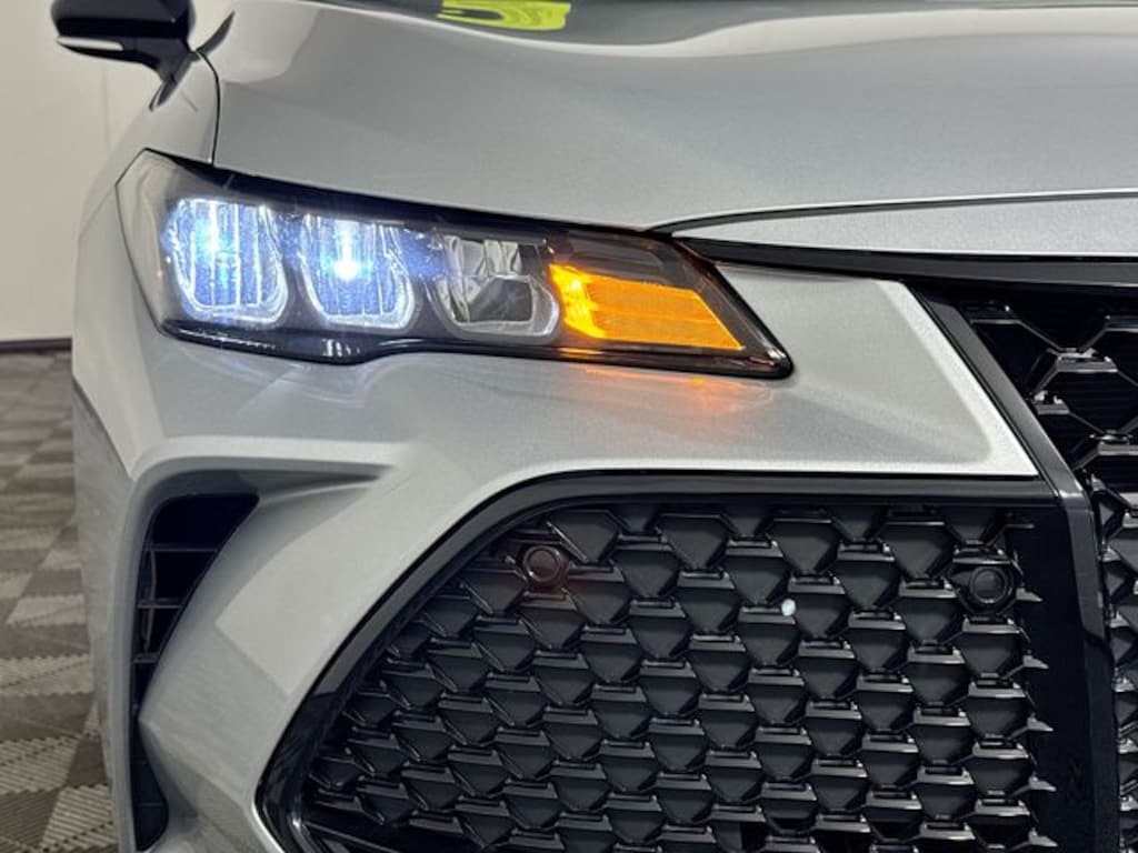 Certified 2021 Toyota Avalon XSE Nightshade Sedan