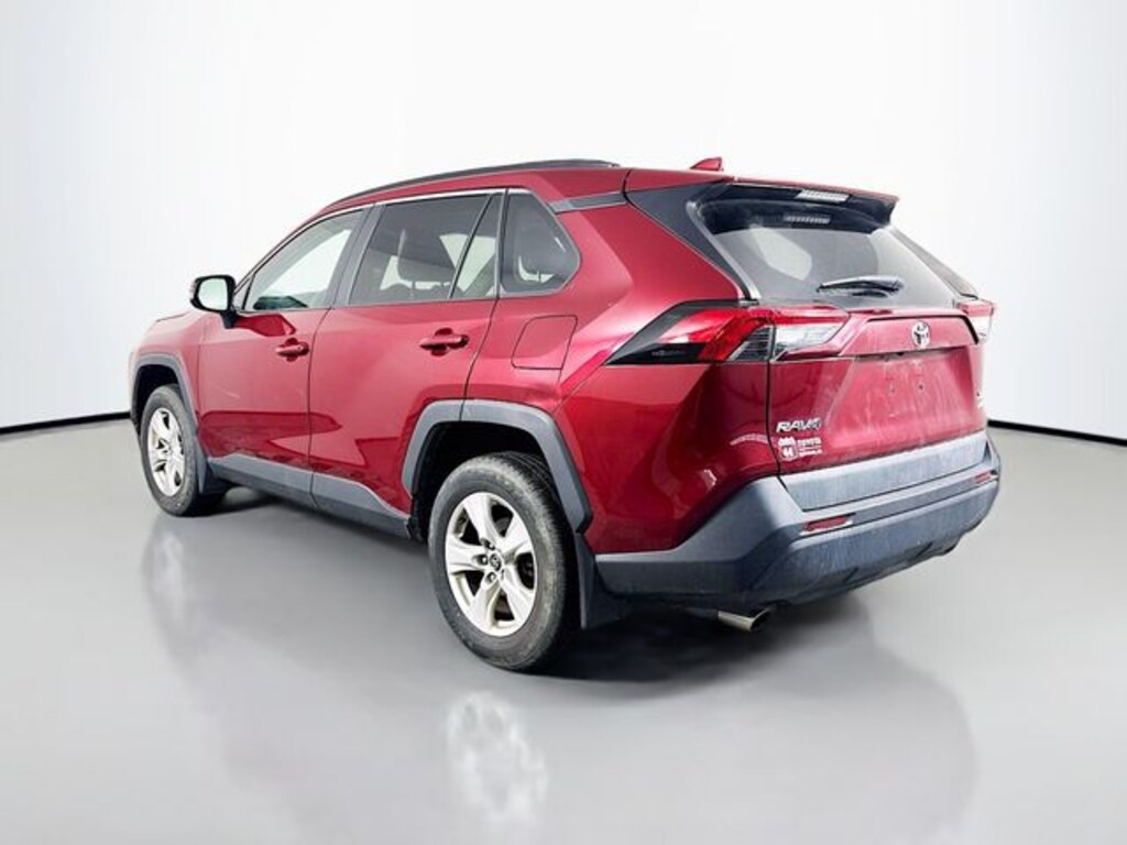 Used 2020 Toyota RAV4 XLE SUV