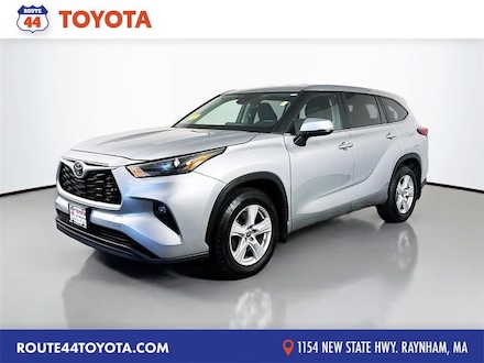 2023 Toyota Highlander LE SUV