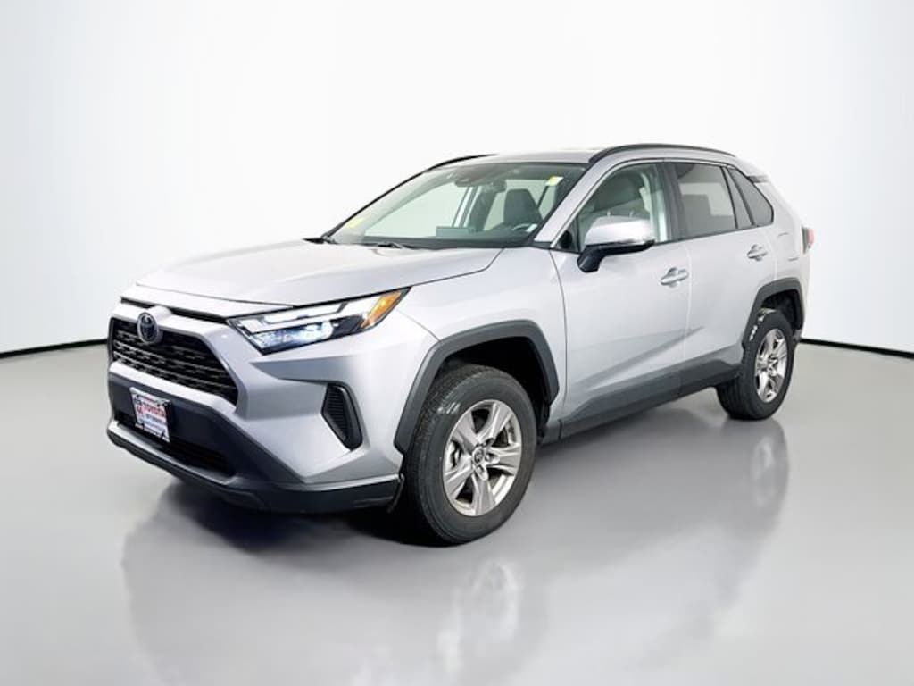 Used 2025 Toyota RAV4 XLE SUV