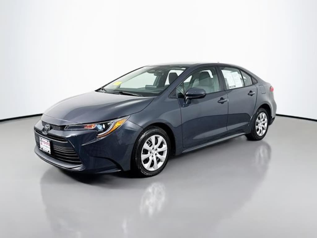 Certified 2025 Toyota Corolla LE Sedan