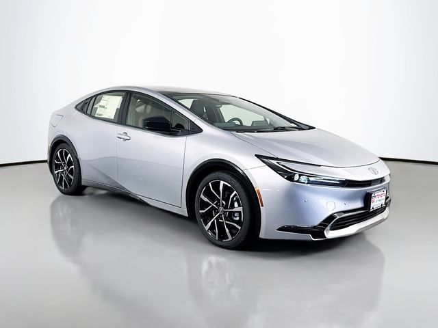 2026 Toyota Prius Plug-in Hybrid XSE - Photo 10