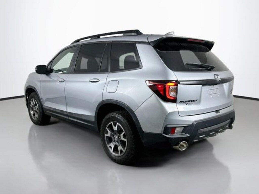 Used 2023 Honda Passport TrailSport SUV