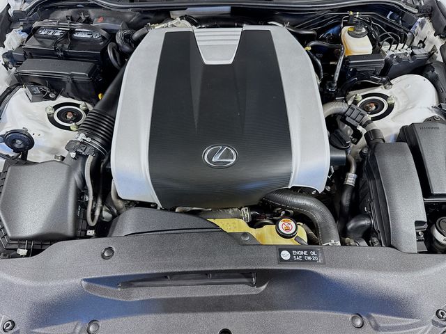 2018 Lexus IS 300 - Photo 32