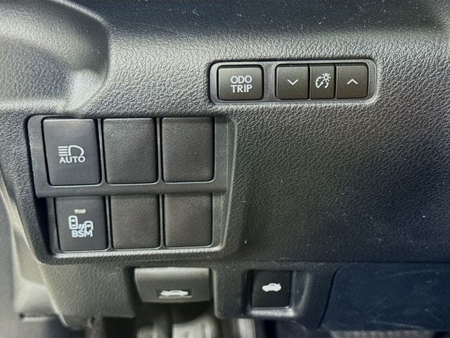 2018 Lexus IS 300 - Photo 20